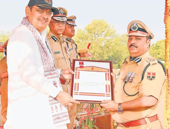 police पुलिसकर्मी समाज के असली नायकराजस्थान पुलिस स्थापना दिवस समारोह पर मुख्यमंत्री भजनलाल शर्मा ने कई घोषणाएं कीं,