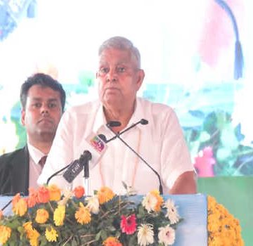 कृषि सब्सिडी किसान के खाते में मिले: धनखड़