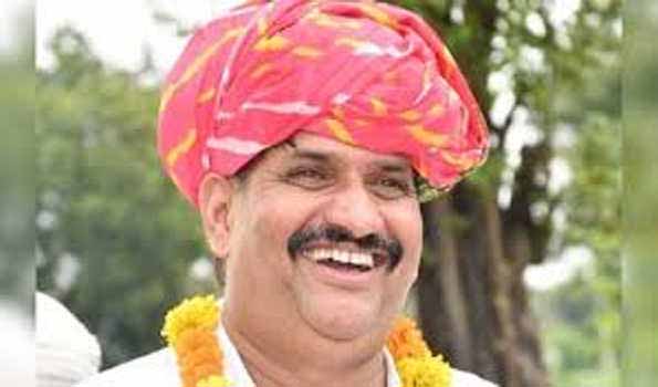 00 भाजपा विधायक कंवरलाल मीणा ने एक मामले में अदालत में किया आत्मसमर्पण