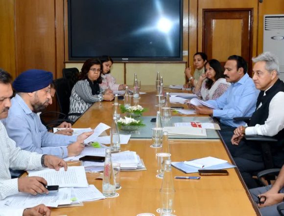 00 सीमा पर बढ़ते तनाव के बीच मुख्य सचिव ने लिया तैयारियों का जायजा, नागरिक सुरक्षा सिस्टम को मुस्तैद रहने के निर्देश