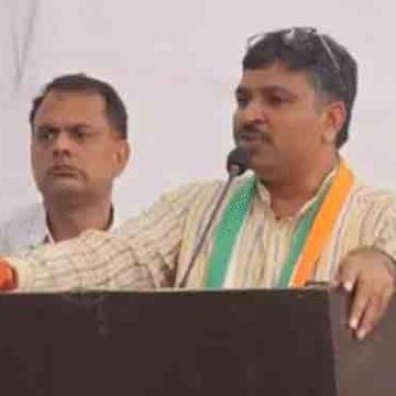 डोटासरा बोले- स्पीकर आखिर तक सजायाफ्ता विधायक को बचाते रहे:जूली बोले- स्पीकर ने बेवजह देरी की, आगे किरकिरी से बचने करना पड़ा फैसला