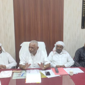 सरपंच ने कोर्ट के आदेश से तुड़वाया भारतमाला रोड पर 3 बीघा में अतिक्रमण