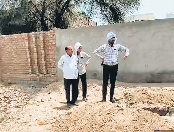 Untitled-1 copy पीएचडी की ग्रीन वैली में कार्रवाई 40 लोगों के काटे अवैध कनेक्शन