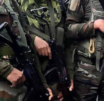मणिपुर में सेना के जवानों के साथ मुठभेड़ में 10 उग्रवादी मारे गये