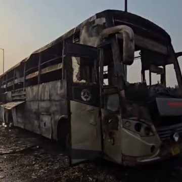 लखनऊ में बड़ा हादसा; बिहार से दिल्ली जा रही बस में लगी भीषण आग, 5 यात्रियों की जिंदा जलकर मौत