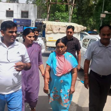 35,000 में भ्रूण लिंग जांच करवाते रिटायर्ड नर्सगिरफ्तार, दलाल की तलाश, डॉक्टर की होगी जांच