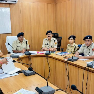 अपराधियों से मिलीभगत तो नपेंगे पुलिस अधिकारी