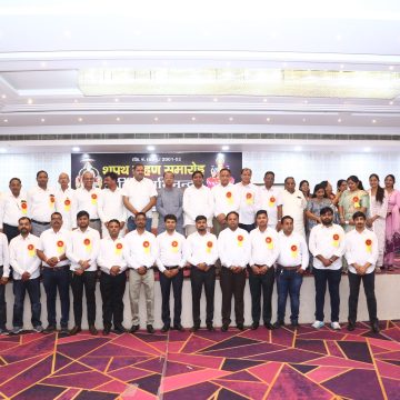 नवनिर्वाचित कार्यकारिणी को दिलाई पद एवं गोपनीयता की शपथ