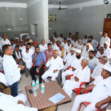 पार्टी को बूथ स्तर पर मजबूत करने के लिए आगामी कदमों पर चर्चा