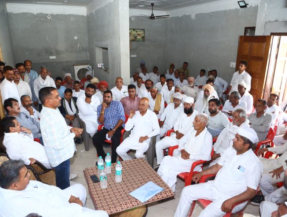 पार्टी को बूथ स्तर पर मजबूत करने के लिए आगामी कदमों पर चर्चा