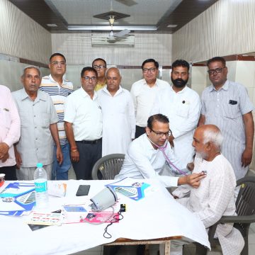 नागरिकों को मिला विशेषज्ञों की सेवाओं का लाभ