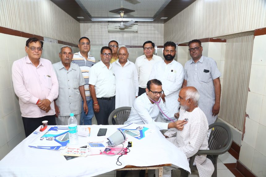 h08 नागरिकों को मिला विशेषज्ञों की सेवाओं का लाभ