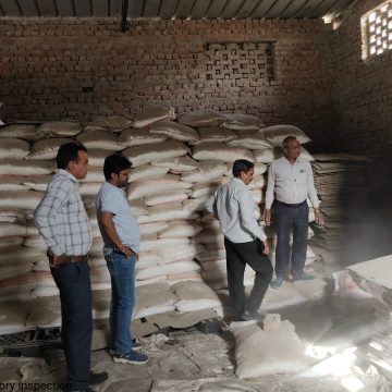 रीको एरिया में संदिग्ध यूरिया के 1352 बैग जब्त