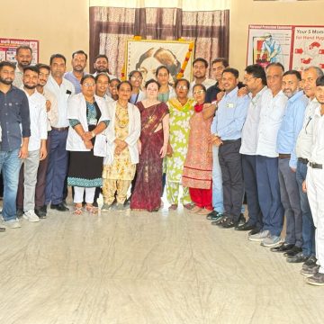 फ्लोरेंस नाइटेंगल के आदर्शों को आत्मसात करने की प्रतिज्ञा