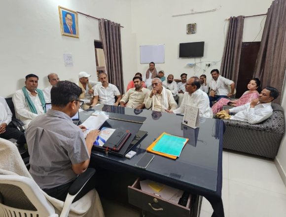 sog4 बिजली-पानी समस्या को लेकर एडीएम से मिले भाजपाई
