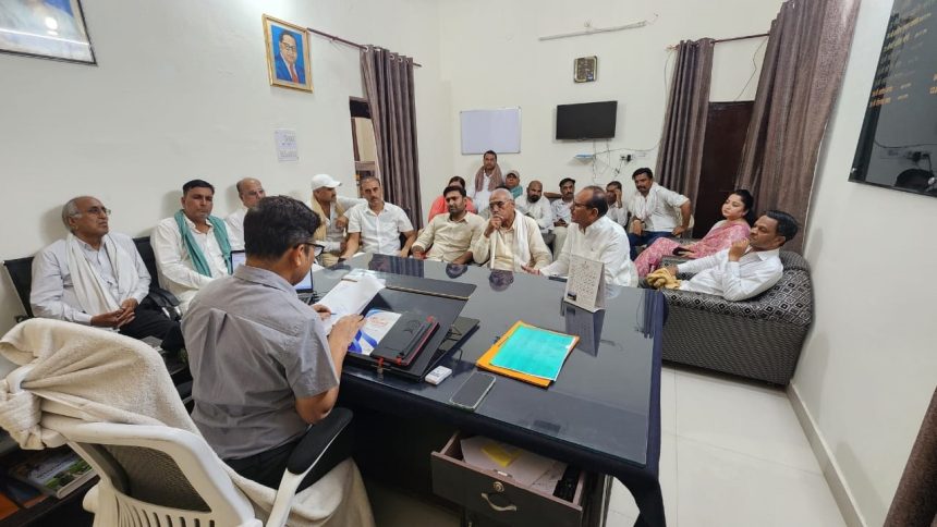 sog4 बिजली-पानी समस्या को लेकर एडीएम से मिले भाजपाई