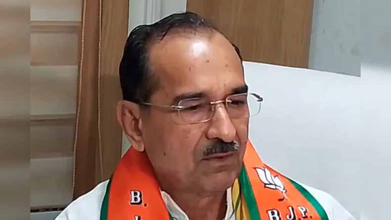 डोटासरा के बयान के बाद सियासत गरमाई, बीजेपी में अंतर्कलह के सवाल पर मदन राठौड़ का जवाब डोटासरा के बयान के बाद सियासत गरमाई, बीजेपी में अंतर्कलह के सवाल पर मदन राठौड़ का जवाब