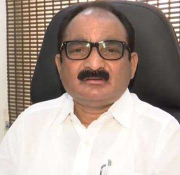 छह पर्यटकों के परिजनों को 50-50 लाख की राशि वितरित