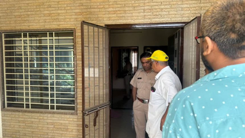 आबूरोड में चोरों का आतंक, एक रात में पांच घरों में चोरी, पुलिस के हाथ खाली आबूरोड में चोरों का आतंक, एक रात में पांच घरों में चोरी, पुलिस के हाथ खाली