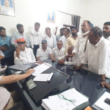 प्रशासन से वार्ता में मांगों पर बनी सहमति, कांग्रेस का पड़ाव समाप्त