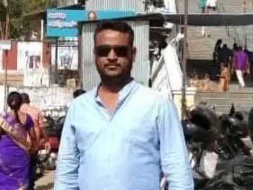 abhinav-parihar_1749734404 अहमदाबाद विमान हादसे में बीकानेर के युवक की मौत:पूर्व विधायक किशनाराम नाई के दोहिते अभिनव लंदन जा रहे थे, सुबह ही पिता ने एयरपोर्ट पर छोड़ा था