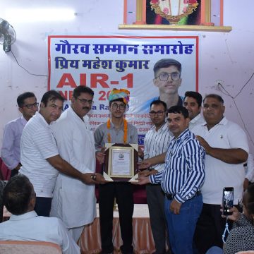 सफल डॉक्टर के साथ अच्छा इंसान बनना भी जरूरी