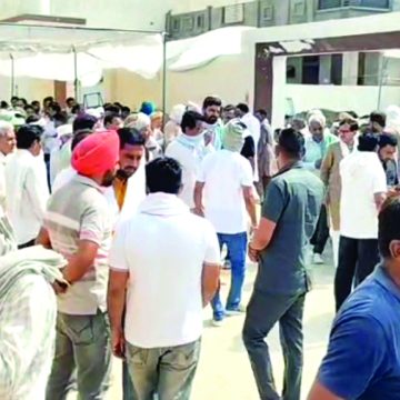 विमान हादसे में जान गंवाने वाले एमबीबीएस छात्र का गमगीन माहौल में अंतिम संस्कार