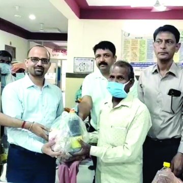 h07 51 टीबी रोगियों को निक्षय पोषण किट वितरित