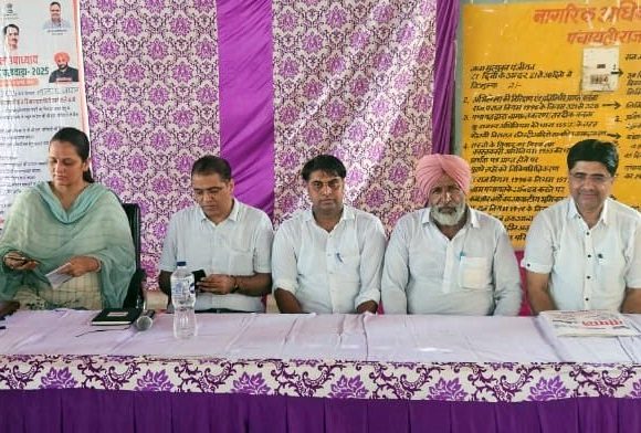 4sds5 शिविर में पात्र भूखंडधारियों को उनके भूखंडों के पट्टे तैयार कर वितरित