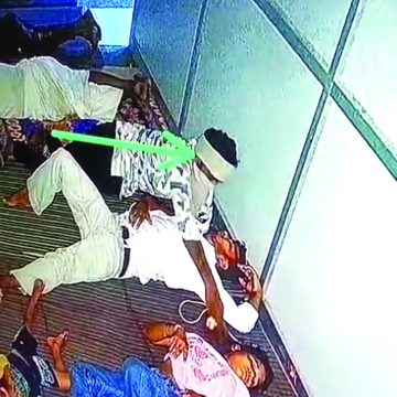 मरीजों के परिजनों के मोबाइल फोन चुराए