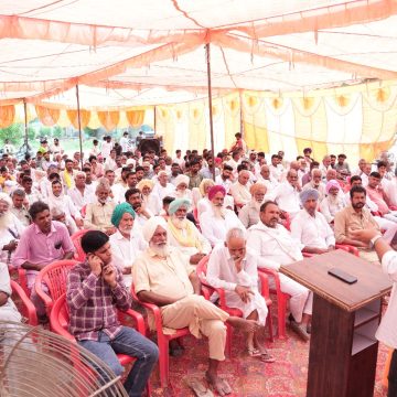 गुलाबी सुंडी के प्रबंधन के लिए 1500 फैरोमोन ट्रैप नि:शुल्क वितरित