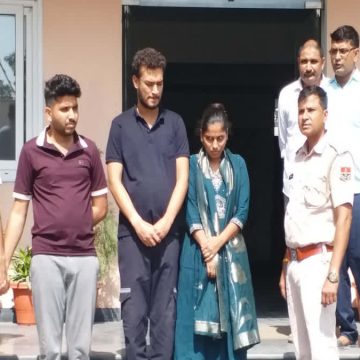 gang 12वीं फेल युवक ने बनाई फर्जी निवेश स्कीम, 5-6 लाख में लग्जरी गाड़ी का झांसा, तीन गिरफ्तार